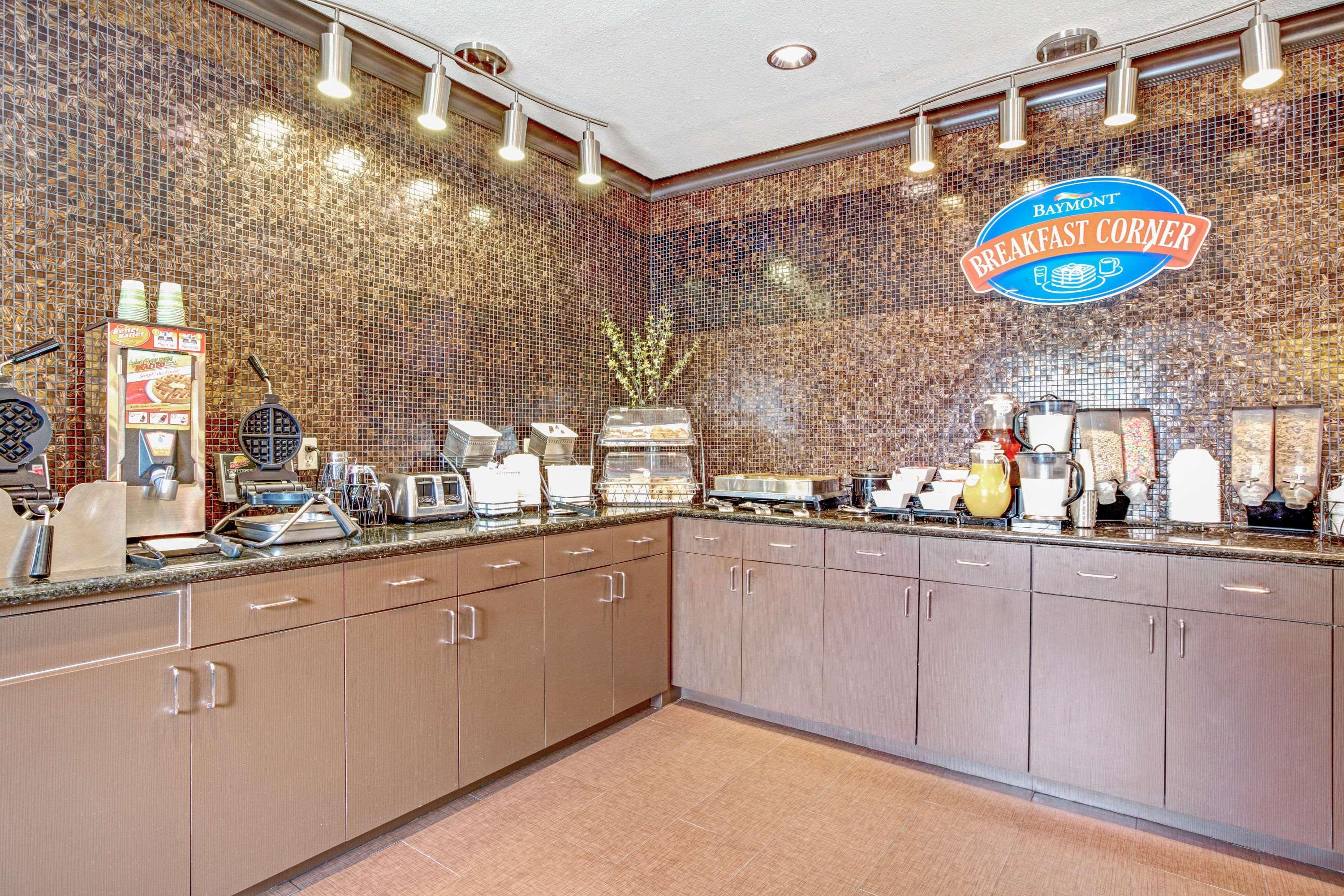 Baymont By Wyndham Dallas/ Love Field Esterno foto