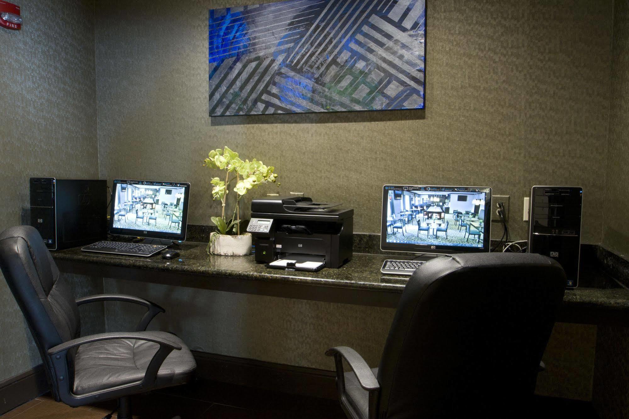 Baymont By Wyndham Dallas/ Love Field Esterno foto